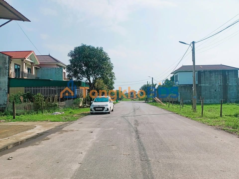 Đất nền Trương Quốc Dụng Hà Tĩnh 152m² 4 tỷ - Đường ô tô