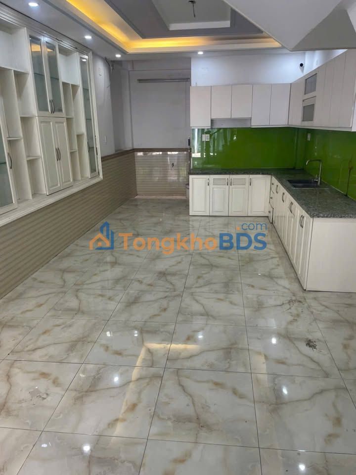 Nhà Quận 12 Lê Thị Riêng 64m² - Ô tô vào tận nhà