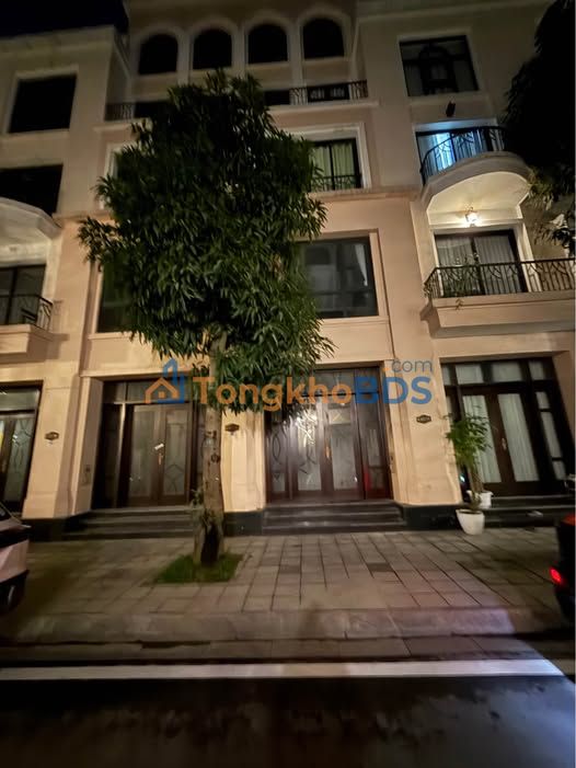 Căn hộ Cọ Xanh 48m² - Giá 7.38 Tỷ - Sổ Hồng Sẵn Sàng