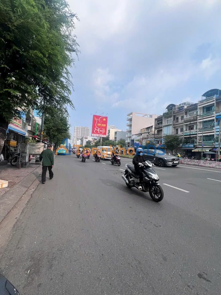 Nhà phố Hồng Bàng P1 Q11 74m² 14.5 tỷ - Mặt tiền kinh doanh