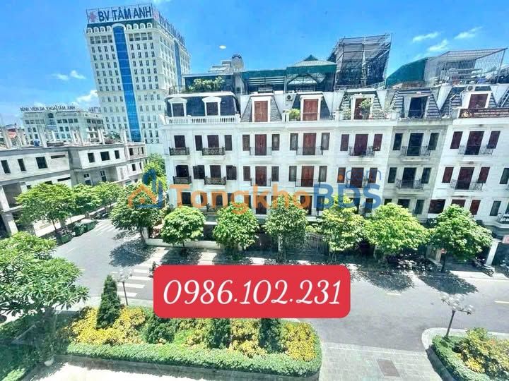 Nhà Phố Kinh Doanh HC Golden - 165m² Mặt Tiền 25m - Hồng Tiến, Long Biên