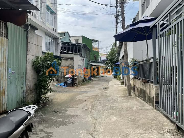 Bán Gấp Nhà Xưởng 126m² Thủ Đức - Giá 4.99 Tỷ, Hẻm Xe Tải