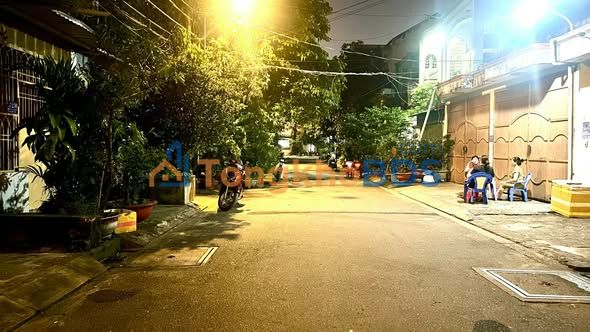 Cho thuê kho 160m² đường Tô Hiệu, Tân Phú - Xe cont vào, giá 22 triệu