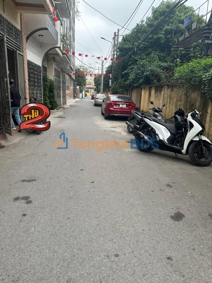 Nhà Lại Yên Hoài Đức 42m² 7 tỷ - Chính chủ, ô tô tránh