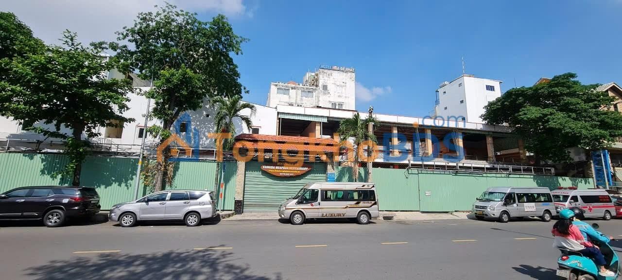 Mặt bằng Hoàng Việt Tân Bình 2660m² 532 triệu - Cho thuê ngay