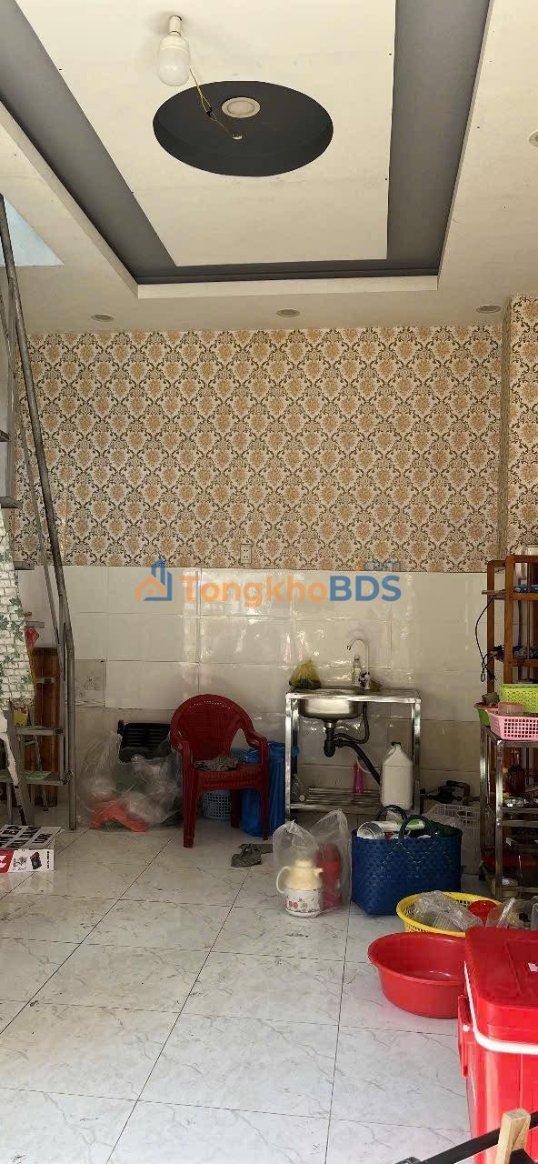 Nhà mặt tiền Hà Đặc Q12 20m2 4.5 triệu - Sẵn sàng ở ngay