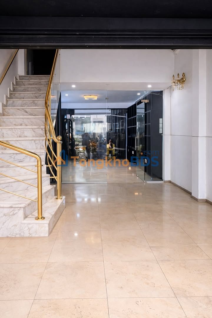 Nhà nguyên căn Xuân Hồng P.12 72m² 20 triệu - Mặt tiền KD