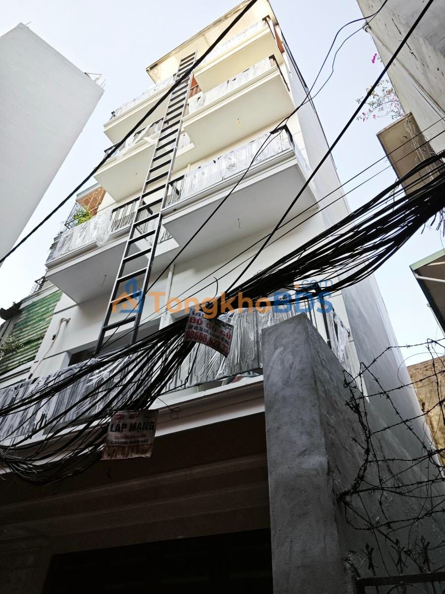 Nhà riêng Hai Bà Trưng 85m² 27.5 tỷ - Ô tô vào tận nhà