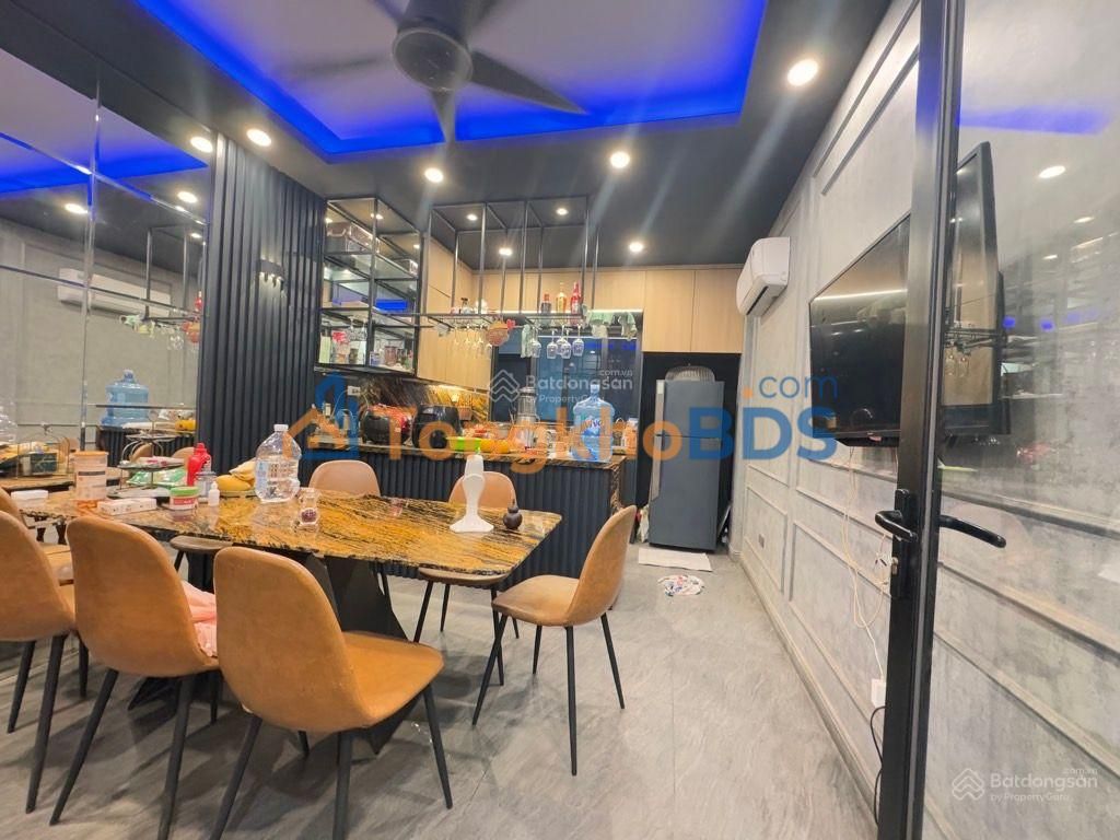 Nhà riêng Nhân Chính 45m² 13.75 tỷ - Chính chủ bán