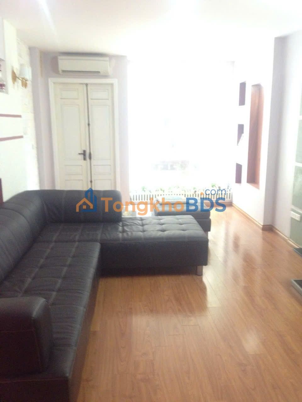 Nhà riêng Đội Nhân Ba Đình 70m² 20 triệu - Ô tô vào tận nhà