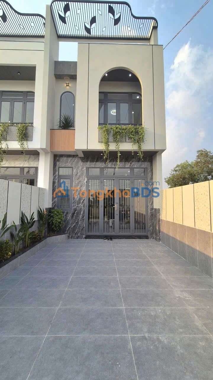 Nhà Mỹ Hạnh Bắc, Đức Hòa 125m² 2.75 tỷ - Sẵn sàng ở ngay