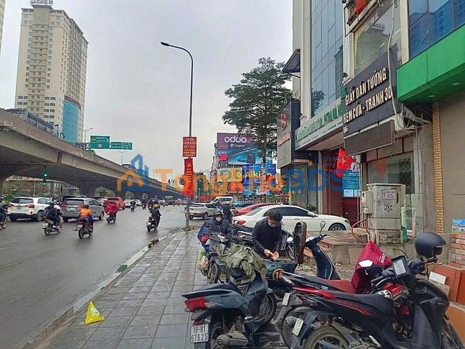 Nhà phố Khuất Duy Tiến 150m2 27.5 tỷ - Ô tô vào tận nhà