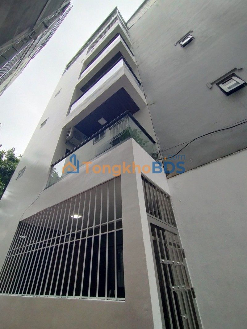 Nhà riêng Bồ Đề Long Biên 48m² 11.2 tỷ - Full nội thất sẵn ở