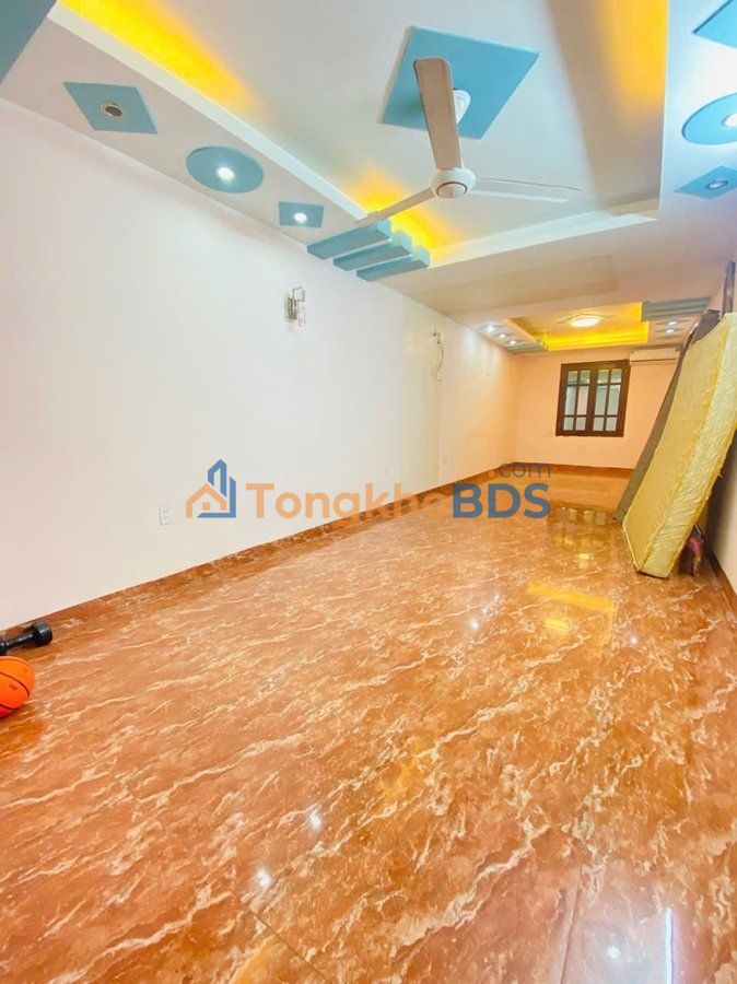 Nhà Phố Đống Đa 58m² - Kinh Doanh Đắc Lợi, 20m Ô Tô Tránh