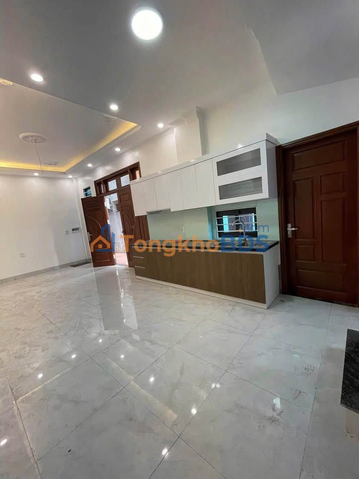 Nhà Phú Thượng Ciputra 45m² 9 tỷ - Ô tô vào tận nhà