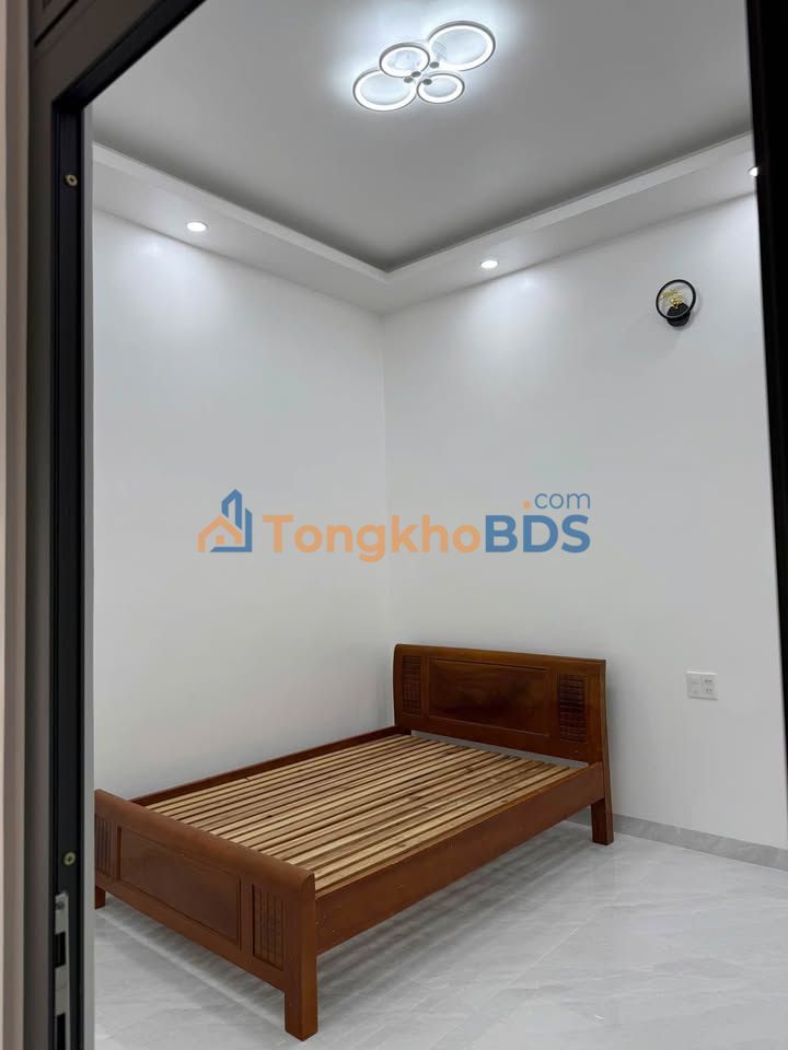 Nhà phố 120m² Bạch Đằng, Phường 7, Đà Lạt - Giá 3.6 Tỷ, Sổ Hồng