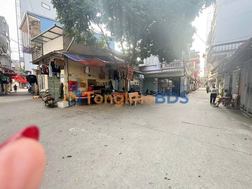 Đất 2 Mặt Tiền Văn La - Hà Đông 43m² - Giá Đầu Tư 8 Tỷ