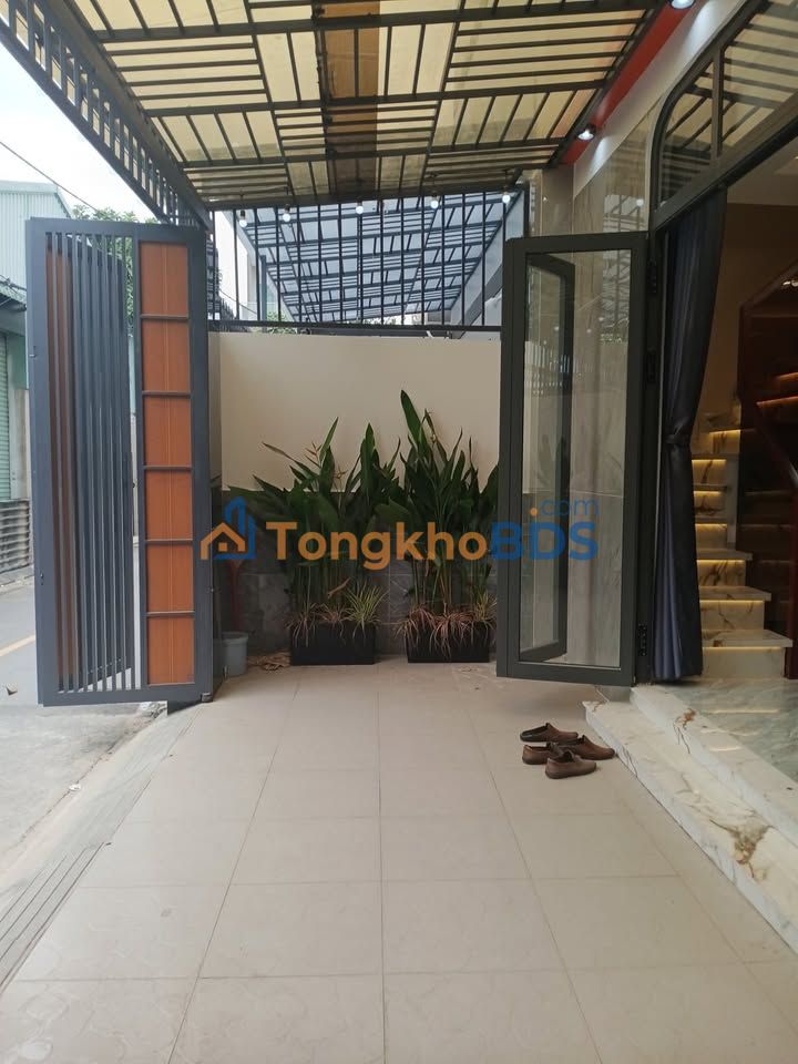 Nhà 65m² Thạnh Xuân, Q12 - 5PN, 3 Tầng, Ô Tô Tránh, 5.3 Tỷ