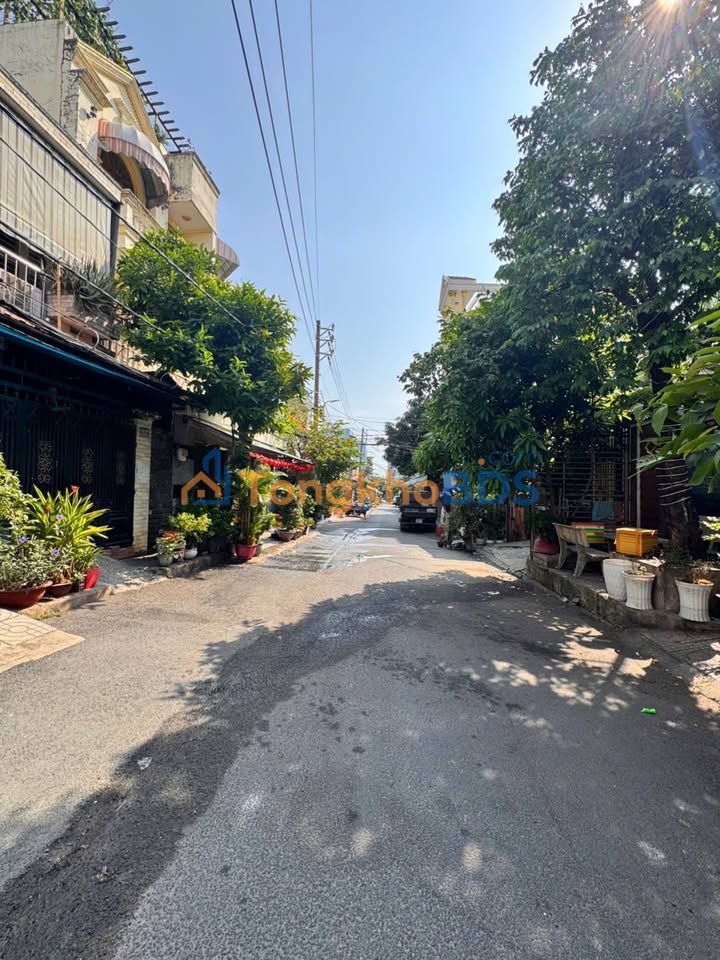 Nhà 2 Tầng Phan Văn Trị, Bình Thạnh - 37m², 4.7 Tỷ, Sổ Hồng Riêng