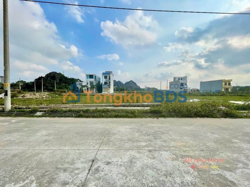 Bán Đất Ninh Bình 92.5m² - Sổ Đỏ Sẵn Sàng - Giá Tốt Huyện Yên Mô