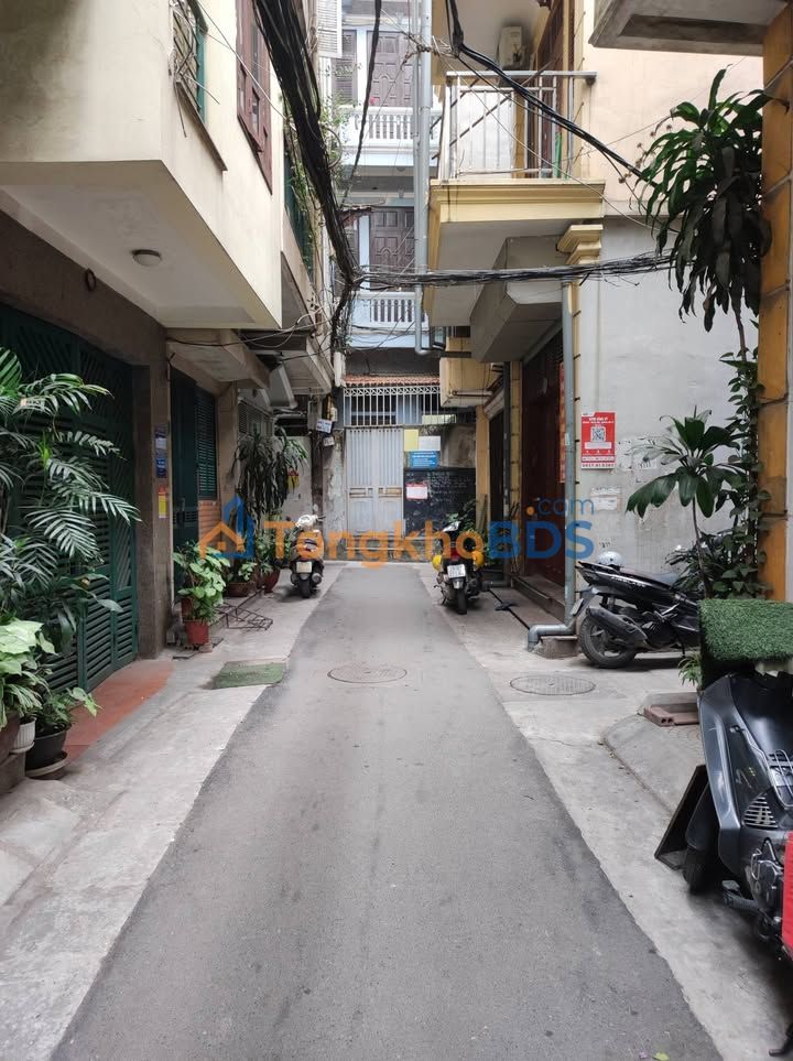 Nhà riêng Vân Hồ 32m² 11 tỷ - Sổ đỏ sẵn