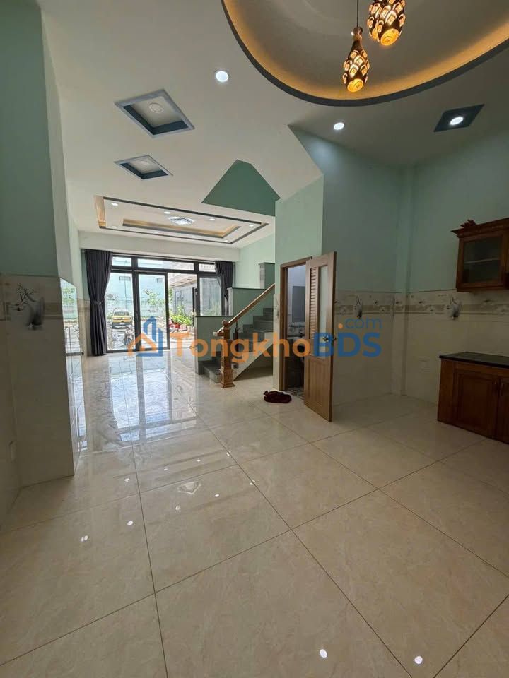 Nhà 3 Tầng Hướng Bắc - 4PN Kinh Doanh/Văn Phòng/Ở Gia Đình - Bình Tân