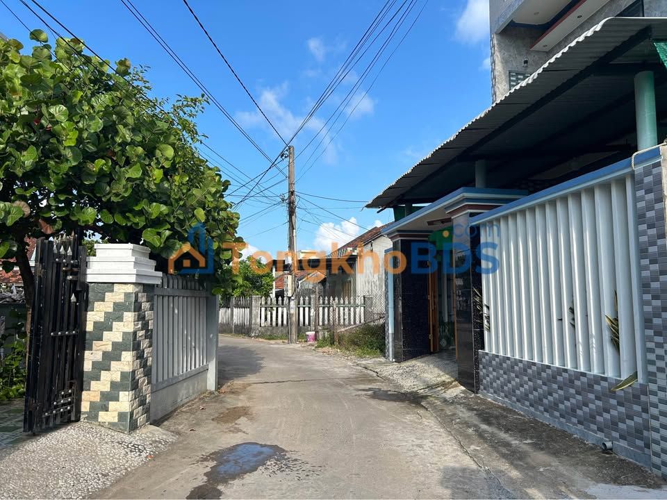 Đất Biển Đông Hòa, Phú Yên - 273m² Mặt Tiền Rộng, Gần Biển 200m