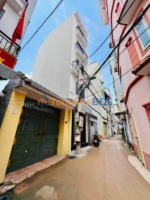 Nhà 6 Tầng Thang Máy, Ô Tô Đỗ Cửa Phú Diễn - Kinh Doanh Nhỏ - 8.38 Tỷ