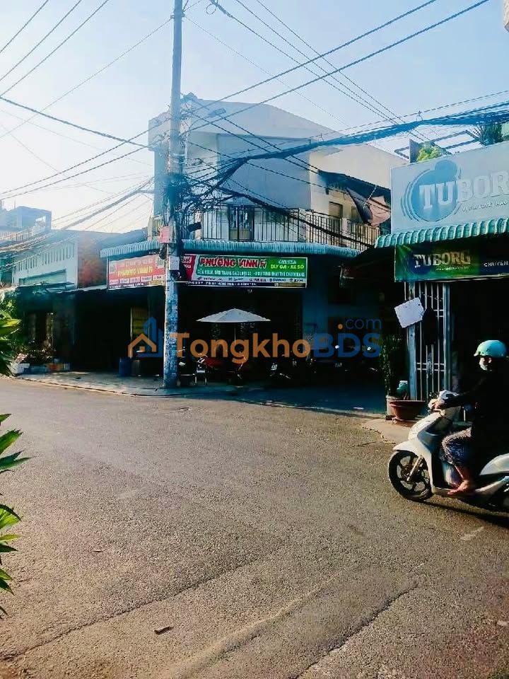 Nhà Mặt Tiền 100m² Quận Tân Phú - Dòng Tiền 20 Triệu/Tháng - Giá 7.x Tỷ
