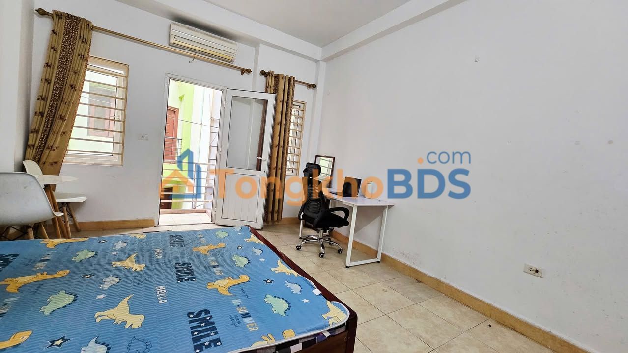 Cho thuê phòng Hoàng Hoa Thám, Ba Đình - 3.9tr/tháng, Nội thất cơ bản