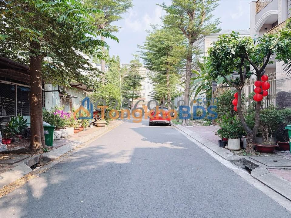 Bán Nhà Phố 5 Tầng Mặt Tiền 5x20m, Quận 7 - Gần LotteMart, Sổ Hồng Riêng