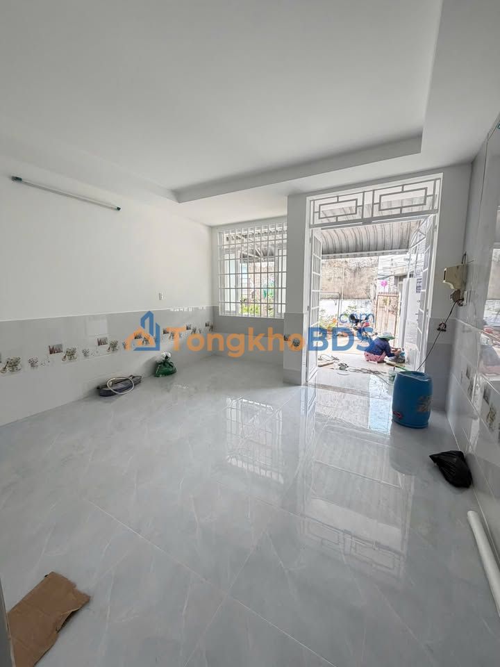 Cho thuê nhà nguyên căn hẻm Nguyễn Văn Cừ, Cần Thơ - 110m² - 7 Triệu/tháng