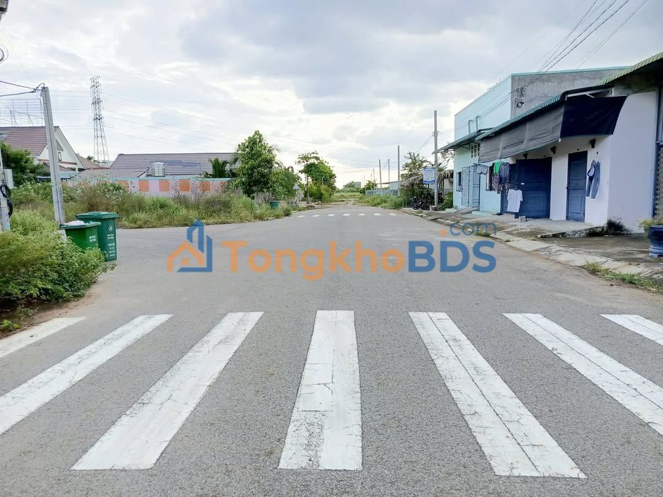 Đất nền Hàm Liêm 2.300m² giá 3.1 tỷ - Sổ đỏ chính chủ