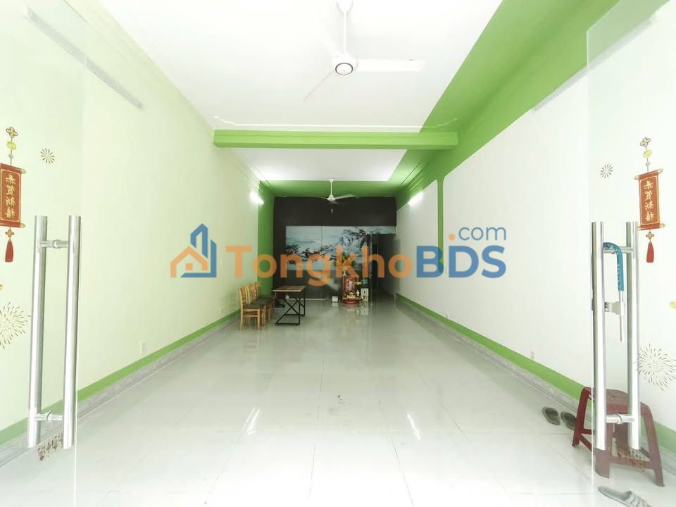 Cho thuê nhà 3 tầng mặt tiền Hòa Khánh, Đà Nẵng - 15 triệu/tháng