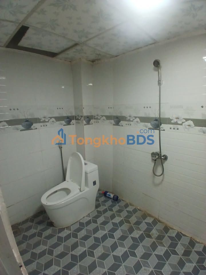 Nhà 2 tầng Lý Đạo Thành 80m² 8 triệu - Ô tô vào tận nhà