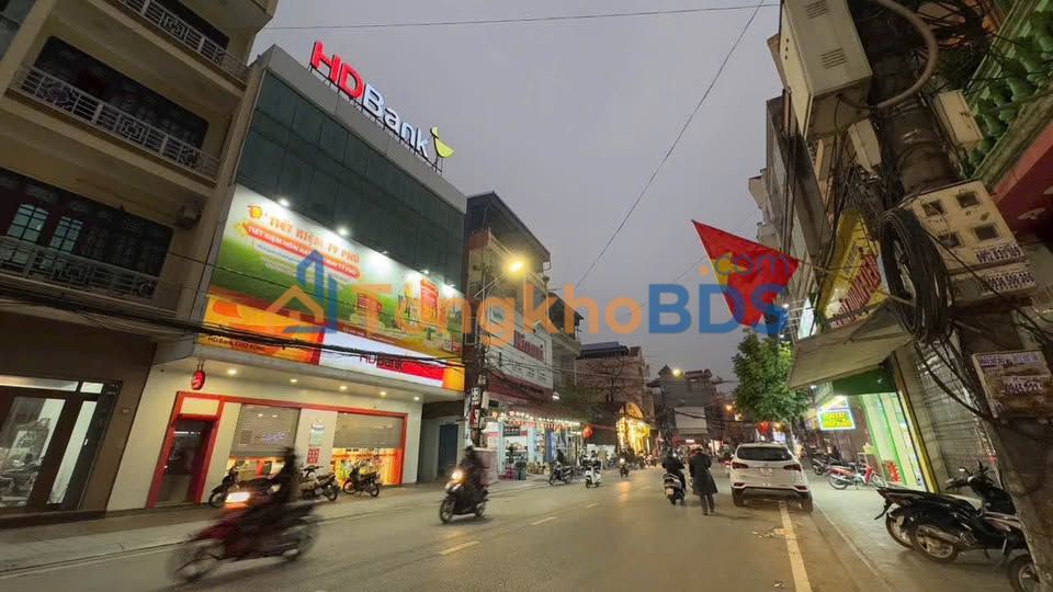 Nhà Mặt Tiền Trần Hưng Đạo, Nam Định - 94.6m², 3 Tầng, Kinh Doanh Đỉnh Cao