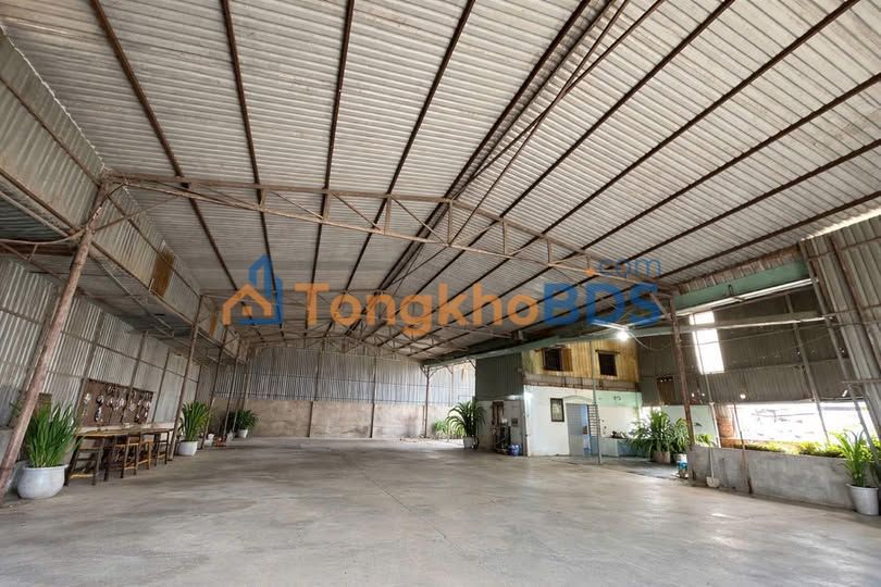 Cho thuê Xưởng 1200m² Đồng Nai - Container Thoải Mái