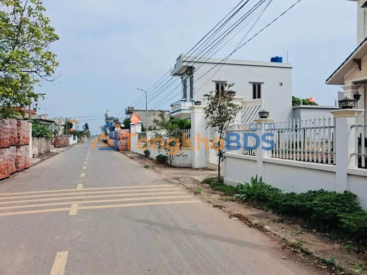 Bán đất tặng nhà 1 tầng trục chính nhà Mấy Cấy, Tiền Hải - 80m² giá 1 tỷ