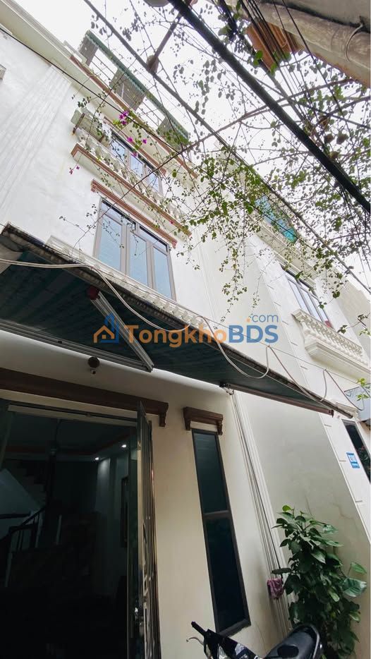 Nhà 3.5 Tầng Gần VinCom Thái Bình, 40m² - Giá 2.5 Tỷ