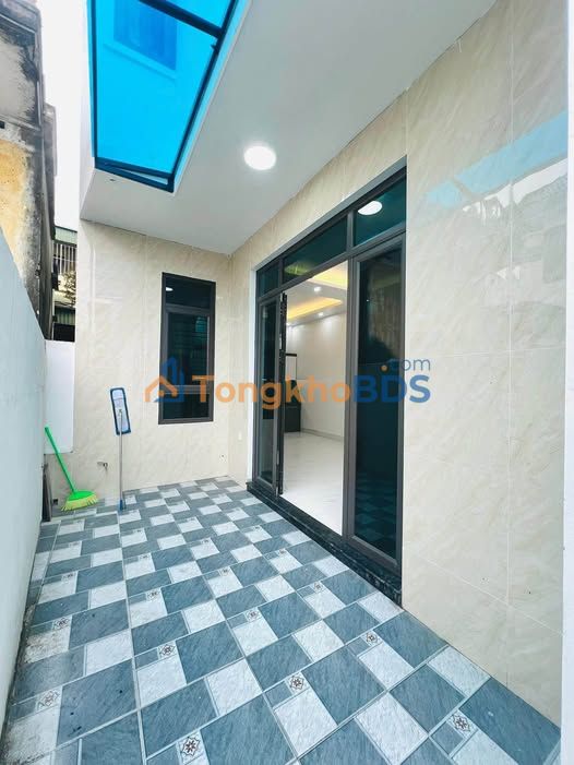 Nhà Đẹp Phú Xuân - 50m², 3 Tầng, Ô tô sát nhà - 1.7 Tỷ