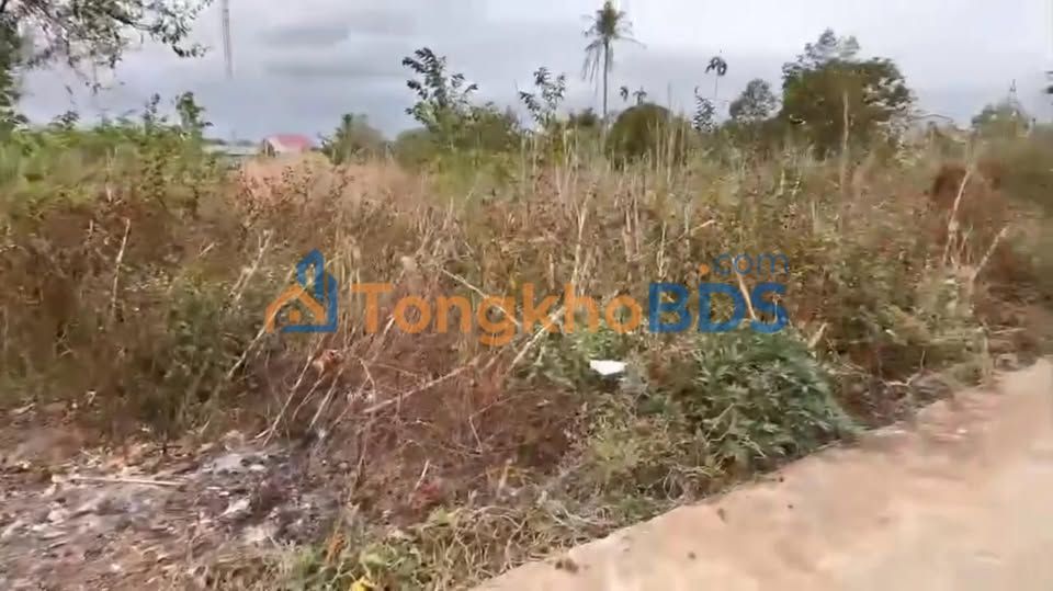 Đất Nền 100m² Ea Na, Đắk Lắk - Hướng Đông, Đường Rộng