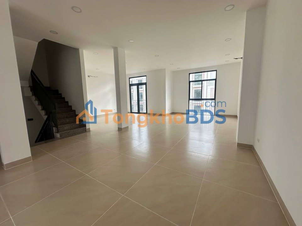 Cho thuê Căn hộ Manhattan Glory 144m² - Vị trí Vàng, Giá tốt