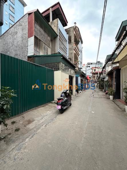 Đất nền Ngọc Thụy, Long Biên 62m² - Sổ đỏ vuông, ô tô vào đất
