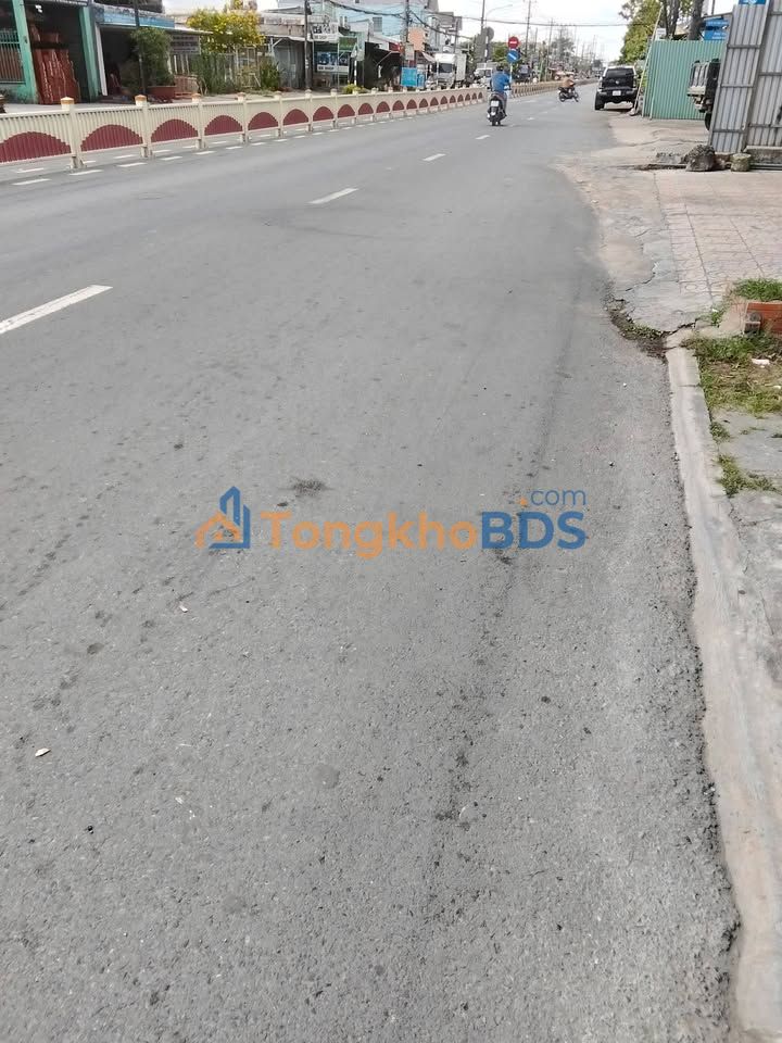 Nhà mặt tiền Võ Văn Kiệt P2 Sóc Trăng 185m² 3 tỷ - Chính chủ