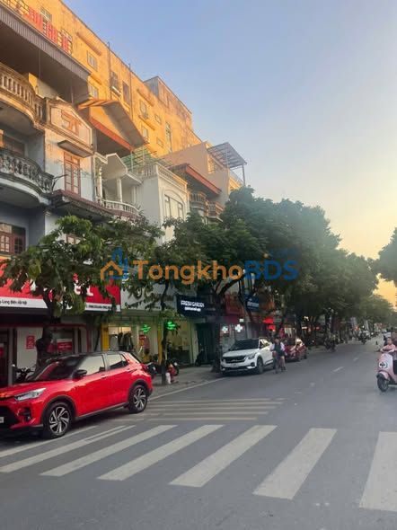 Nhà Mặt Phố Việt Hưng 60m² - Kinh Doanh Đắc Lợi, Giá 1x Tỷ