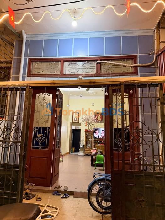 Nhà 3 Tầng Ngõ Tô Tô Phường Dĩnh Kế, Bắc Giang - 50m² Giá 3 Tỷ