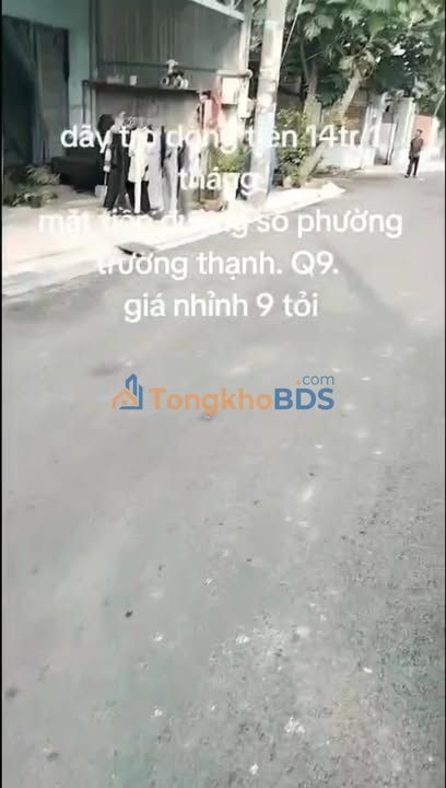 Nhà Mặt Tiền Kinh Doanh Thủ Đức 180m² - Giảm Sốc 1 Tỷ, Giá Chỉ 8 Tỷ!