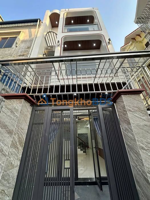 Nhà Lô Góc Trần Hưng Đạo, Phủ Lý 57m² - Kinh Doanh Thoáng Sáng