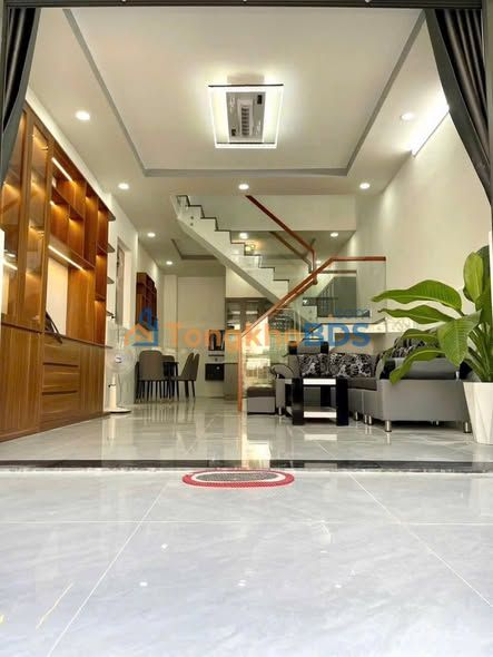 Nha rieng Hoc Mon Thoi Tam Thon 9 52m2 2.35 ty Full noi that