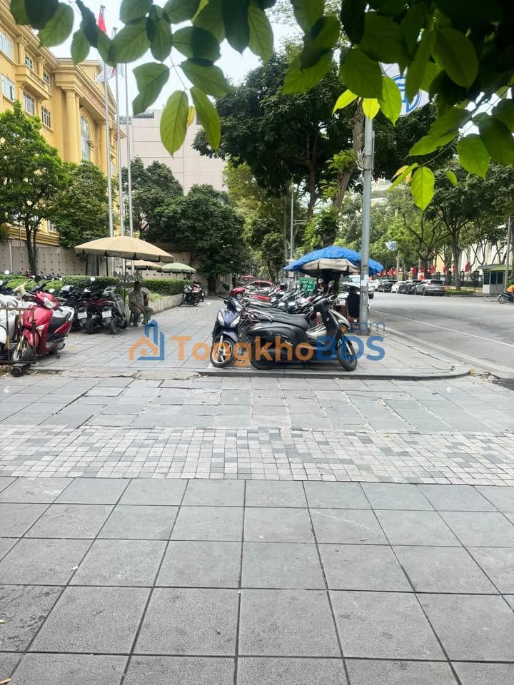 Nhà Phố Cổ Hai Bà Trưng 37m² - Kinh Doanh/Ở Ngay - Sổ Đỏ Chính Chủ